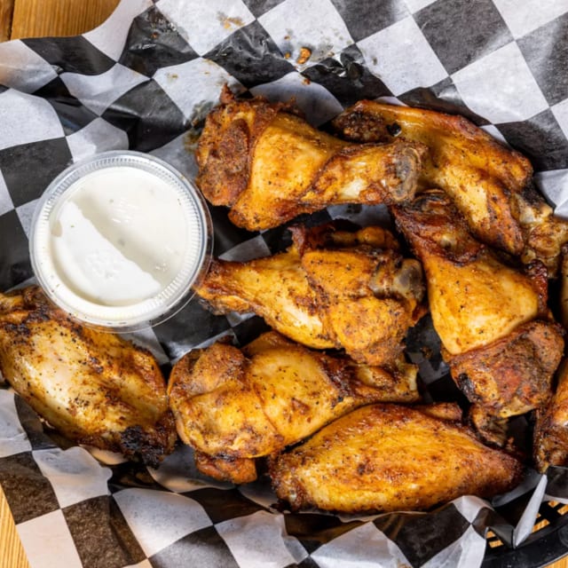 BUFFALO WINGS.